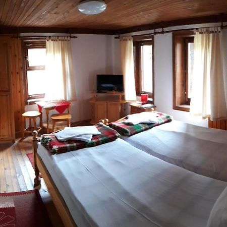 Sarafova Guest House Koprivshtitsa Exterior foto